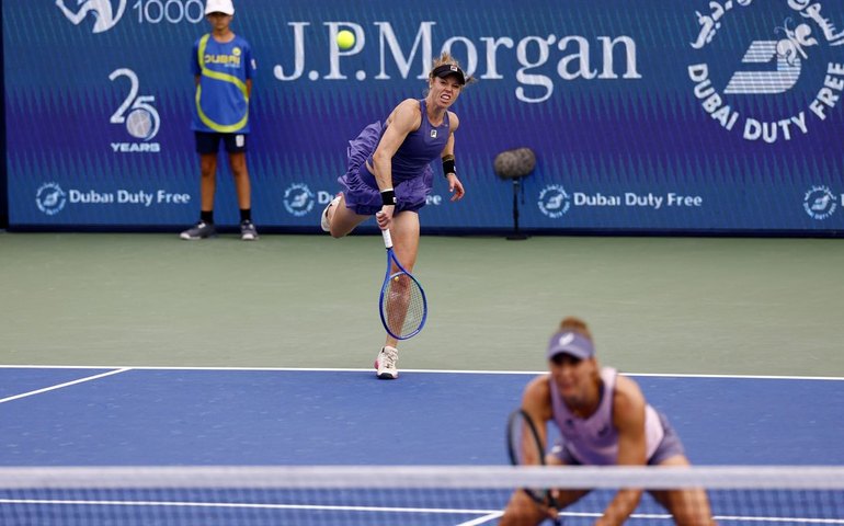 Duplas de Bia Haddad e de Luisa Stefani caem no WTA de Dubai