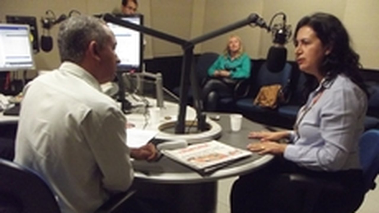 Controladora-geral fala sobre a Lei Anticorrupção em programa de rádio
