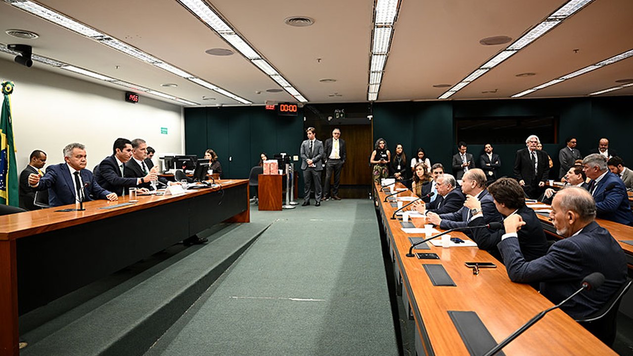 CMO analisa crédito especial de R$ 4,2 mi para Justiças Eleitoral e do Trabalho