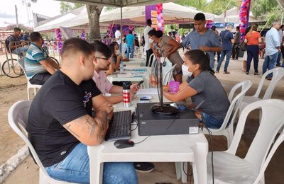 Sine realiza atendimento itinerante em ação do Empodera Mulher no Benedito Bentes
