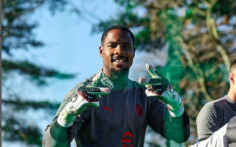 Goleiro do Milan chama racistas de 'ignorantes' após ataques: 'Precisamos mandar uma mensagem'
