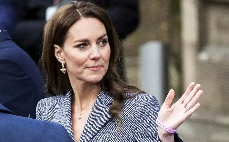 Kate Middleton diz que concluiu quimioterapia e retornará a funções públicas