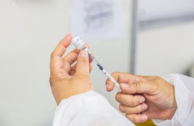  Arapiraca amplia aplicação da dose de reforço para idosos com 60 anos ou mais