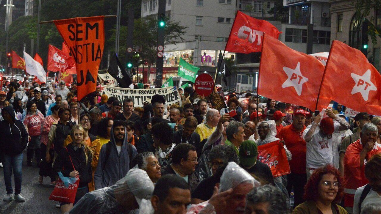 'Sem anistia': 41 cidades do Brasil são tomadas por manifestantes (FOTOS, VÍDEOS)
