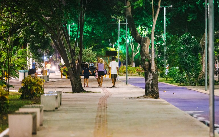 Após anos de insegurança, moradores do entorno do Parque da Mulher comemoram novo espaço de lazer na Jatiúca