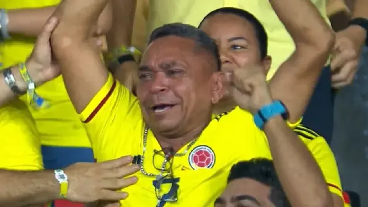 Após sequestro, pai de Luis Díaz vê filho marcar gol da vitória da Colômbia sobre o Brasil e se emociona