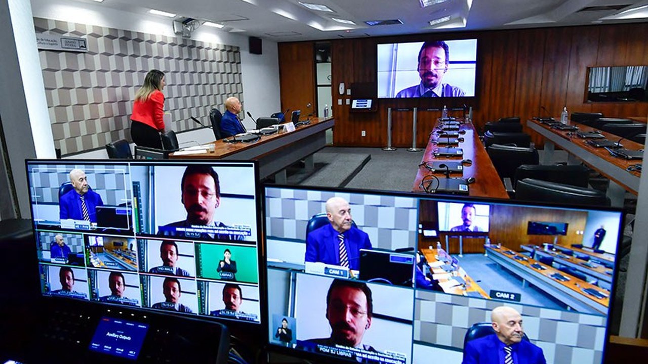 Projeto da Lei de Responsabilidade Educacional precisa ser aprimorado, dizem especialistas