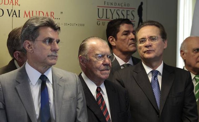 Romero Jucá, José Sarney e Renan Calheiros são acusados de tentarem obstruir Lava Jato