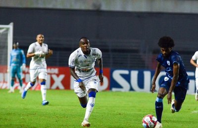 CSA faz gol no início; vence Londrina em Maceió e deixa o Z4