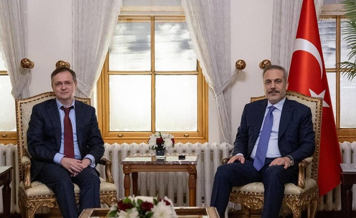Delegação ucraniana não chega a Istambul para negociações de paz com a Rússia como previsto Delegação ucraniana não chega a Istambul para negociações de paz com a Rússia como previsto