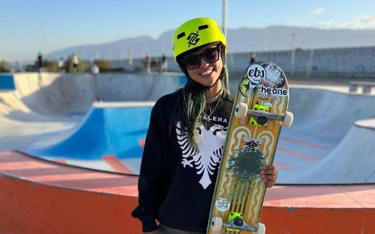 Raicca Ventura, Isa Pacheco e Dora Varella levam skate brasileiro às quartas do Mundial de Park
