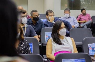 Equipe do Contribuinte Arretado se reuniu com representantes da indústria, comércio e serviço