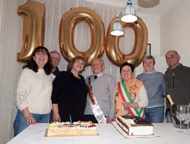 'Nonno' italiano faz 100 anos e renova carteira de motorista