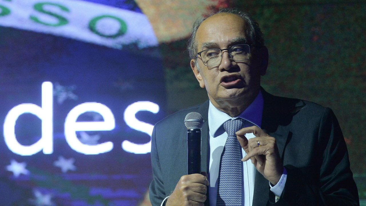 Gilmar Mendes rebate Flávio Bolsonaro e diz que 'foi plano de execução, e não mera cogitação'
