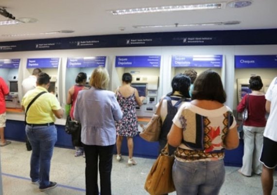 Aposentados e pensionistas da 1ª faixa receberão décimo terceiro no dia 05 de abril