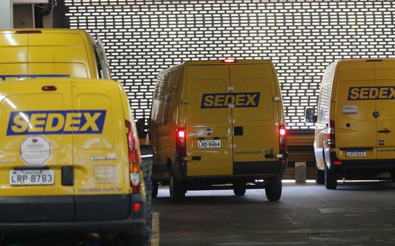 PF desarticula quadrilha acusada de desviar encomendas dos Correios