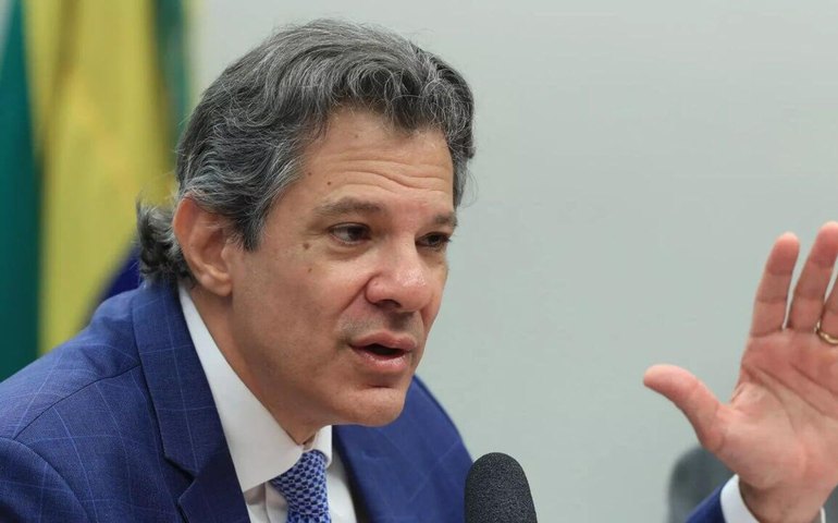 Haddad: Operação Spare, com participação da Receita, afeta cerca de 200 postos de gasolina
