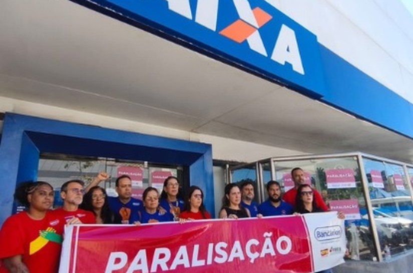 Funcionários da Caixa aprovam greve por tempo indeterminado em Alagoas