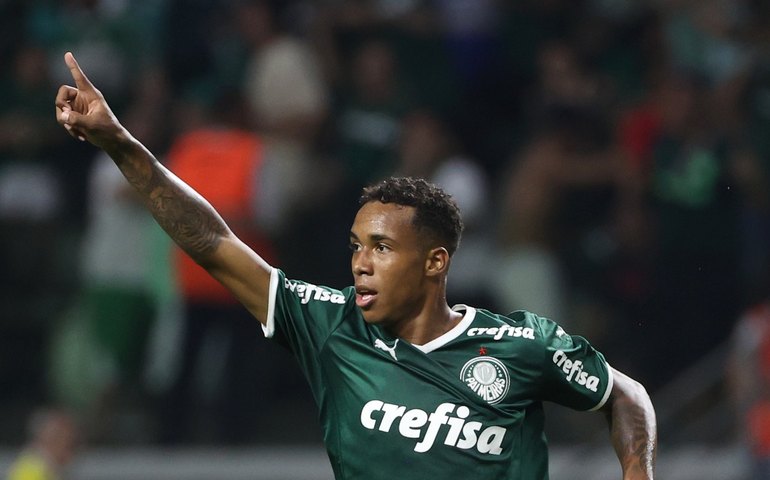 Estevão marca e Palmeiras avança na Copinha com campanha perfeita; Cruzeiro goleia por 9 a 0