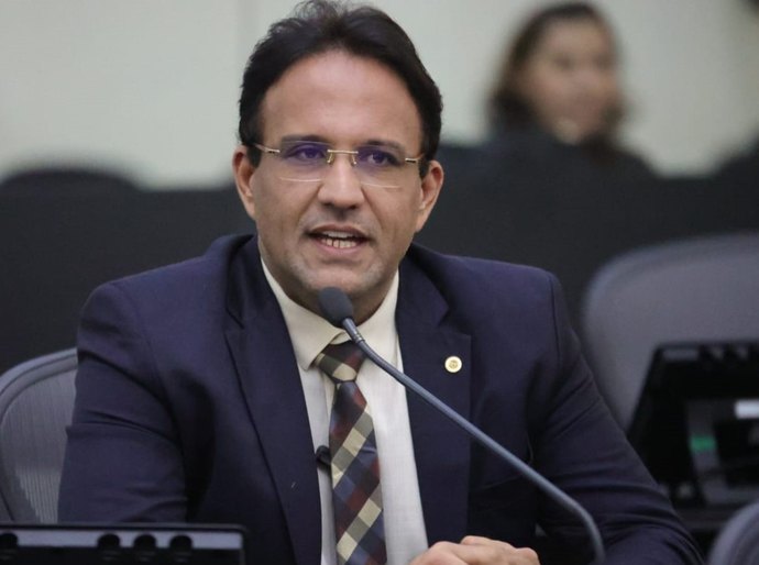 Mesaque Padilha agradece ao Governo por melhorias nos equipamentos da PM em Coruripe