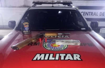 PM combate o tráfico e apreende arma e drogas no Benedito Bentes