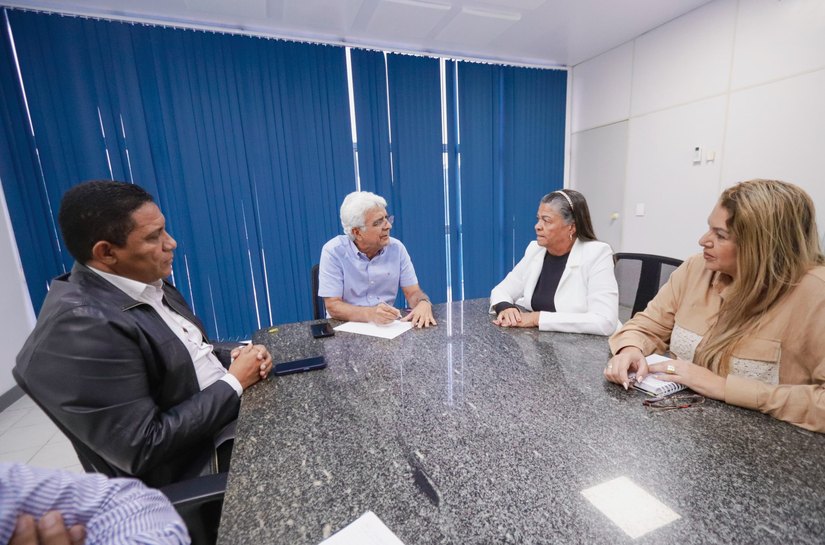 Prefeita Tia Júlia agradece obras na Serra das Pias e pede melhorias na Serra do Muro