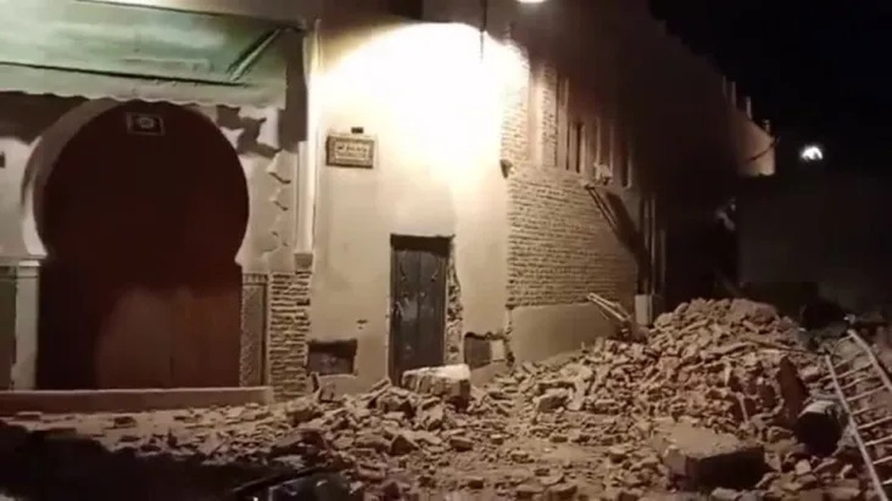 Terremoto de magnitude 6,8 atinge Marrocos; vídeos
