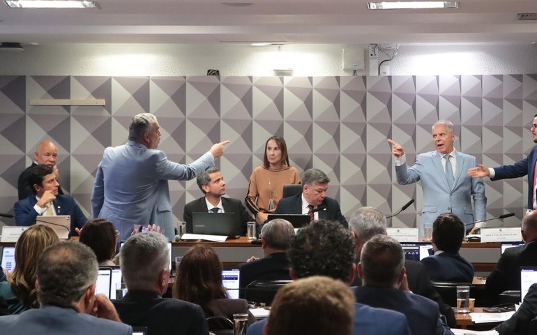 STF suspende quebra de sigilo fiscal e bancário de filho de Lula