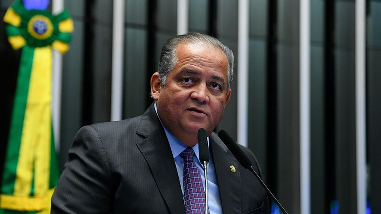 CCT aprova criação de frente parlamentar sobre inteligência artificial e segurança digital