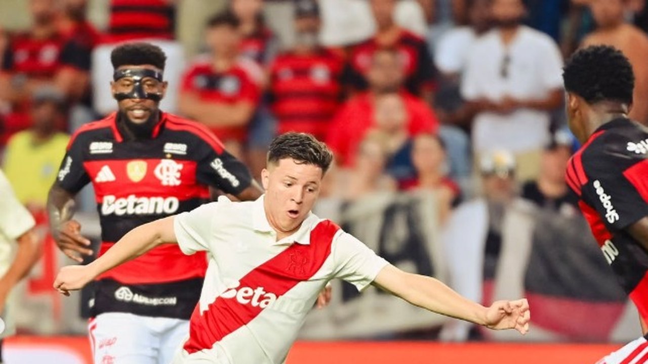 Flamengo e River Plate empatam em amistoso eletrizante disputado em Portugal