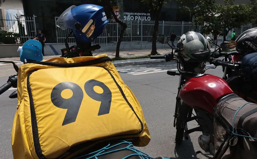 Mototáxi volta a ser suspenso em SP pela Justiça; Polícia investiga crime de desobediência