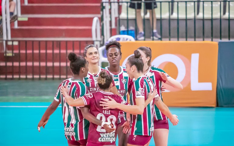 Superliga Feminina: em partida disputada, Fluminense derrota Maringá