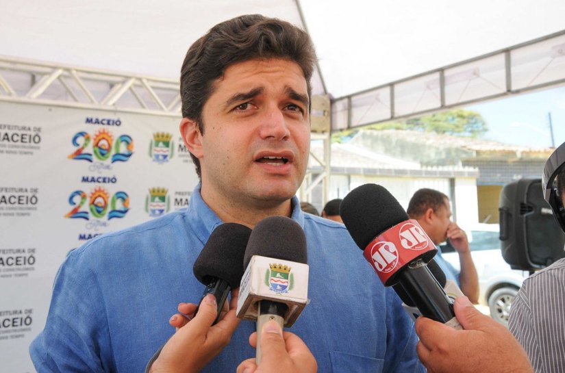 Rui inaugura obras na Santa Amélia na noita desta quinta-feira