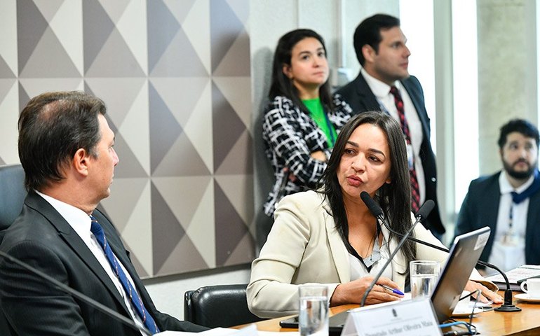 Após adiar depoimento de Braga Netto, CPMI ouve assessor de Bolsonaro nesta terça