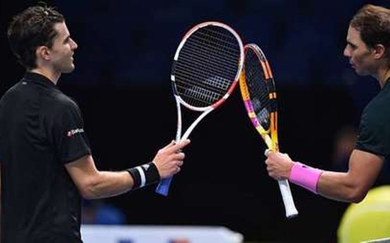 Thiem derruba Nadal e fica perto da vaga na semifinal no ATP Finals