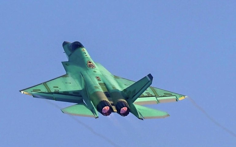 China testa novo caça furtivo J-35 e avança para produção em larga escala