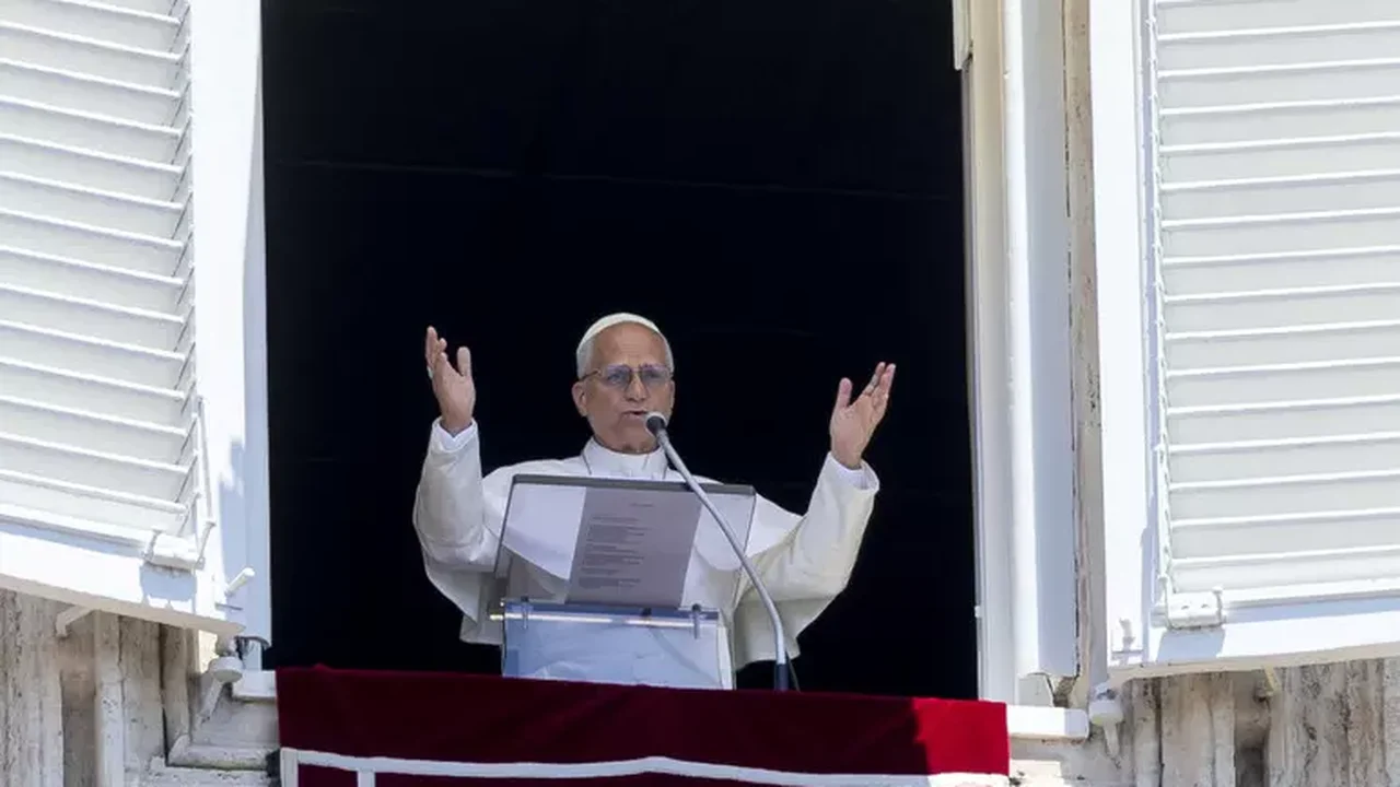Papa clama por apoio a refugiados: 'Ninguém pode negar-lhes proteção'