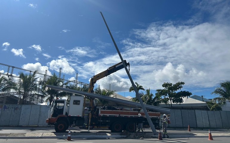 Prefeitura de Maceió inicia modernização da iluminação em Jaraguá com cabeamento subterrâneo