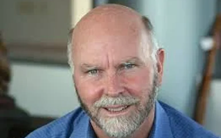 Morre John Craig Venter, pioneiro da decodificação do genoma humano