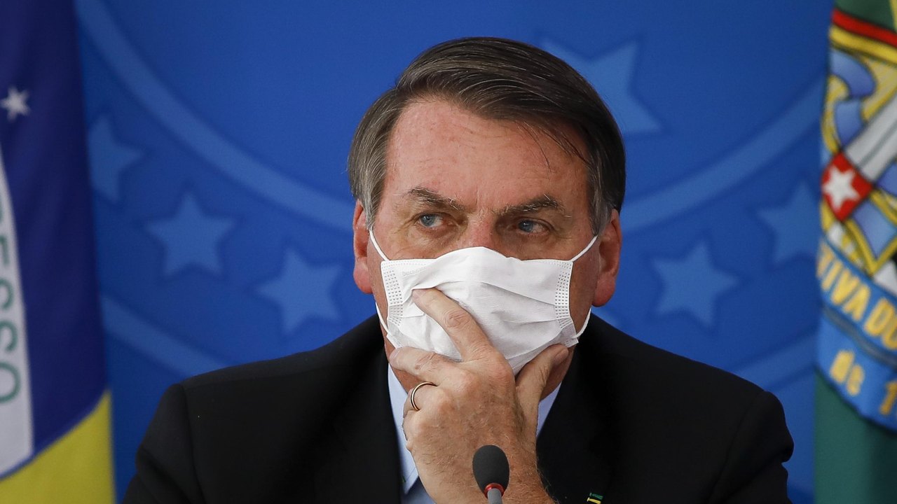 Bolsonaro pediu prisão domiciliar um dia antes de nova ordem de Moraes