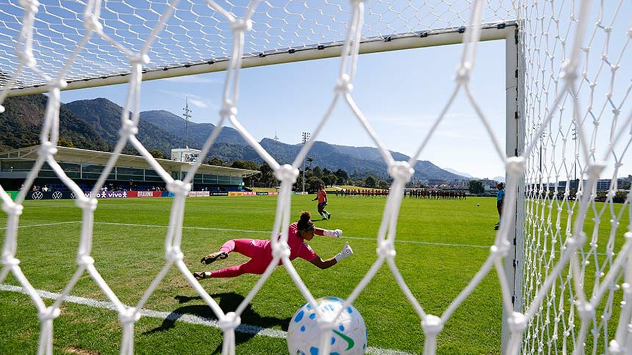 Pec estende a associações esportivas tributação semelhante à das safs