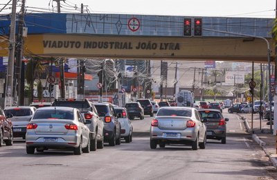 Novo trecho da Avenida Gustavo Paiva passará por obras no turno da noite