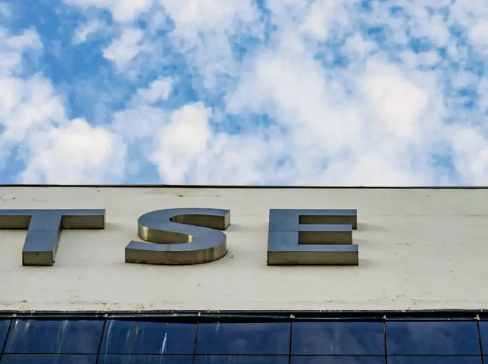 TSE dá 24 horas para Meta dar informações sobre igualdade de campanhas