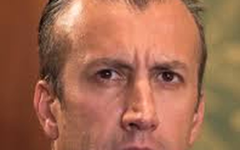 Militar envolvido em desvio de dinheiro da petrolífera estatal venezuelana morre sob custódia policial