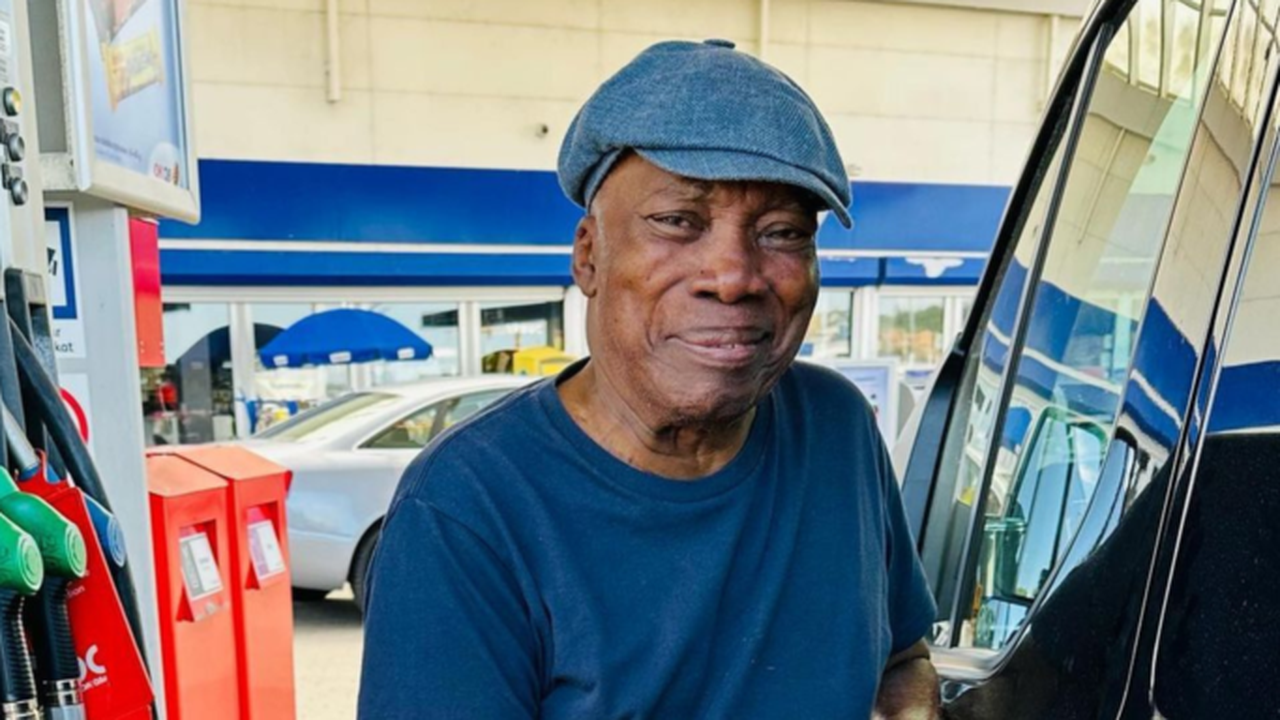 Famosos e amigos vibram com volta de Milton Nascimento para casa após internação: 'Muito amor emanado'