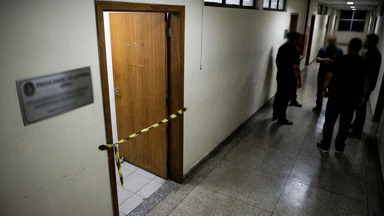 Faculdade de Letras da UFRJ investiga gravação de conteúdo pornográfico em banheiro da instituição