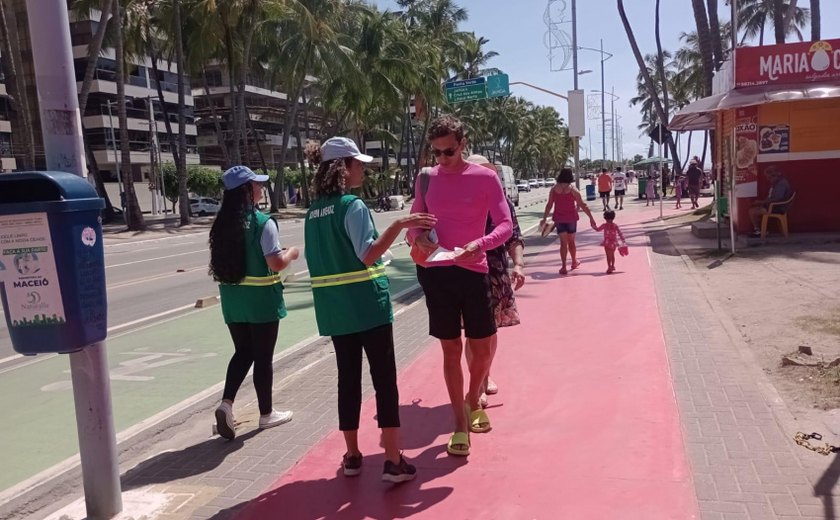 Desenvolvimento Sustentável realiza ações de educação ambiental na orla da capital