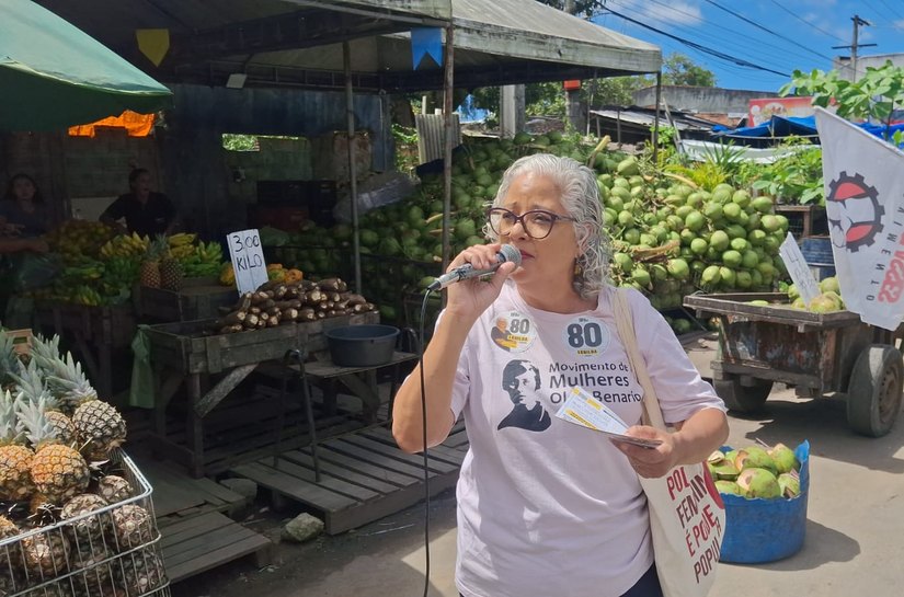 Lenilda Luna visita feirinha do Tabuleiro e cobra condições dignas para feirantes e pedestres