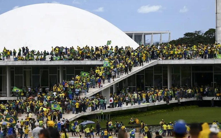 STF condenou 643 denunciados por participação no 8 de janeiro