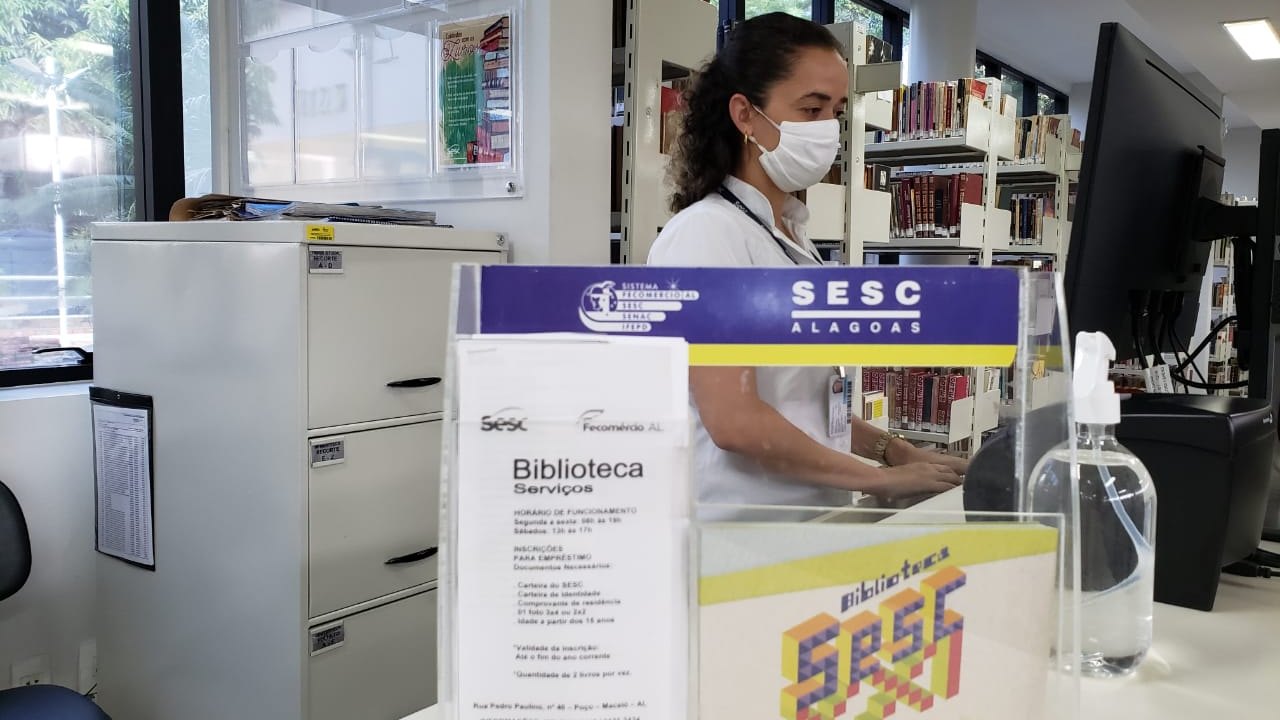 Biblioteca Sesc Poço e Arapiraca vão reabrir com mais 300 novos exemplares